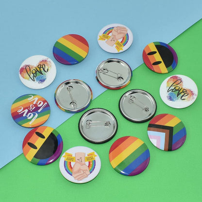 14Pcs LGBTQ Pride Pride Rainbow Brooch round Badge Button Pin 1.7 Inch/44Mm for Decorate Hat Shirt Clothing Bag Accessories 7 Different Patterns